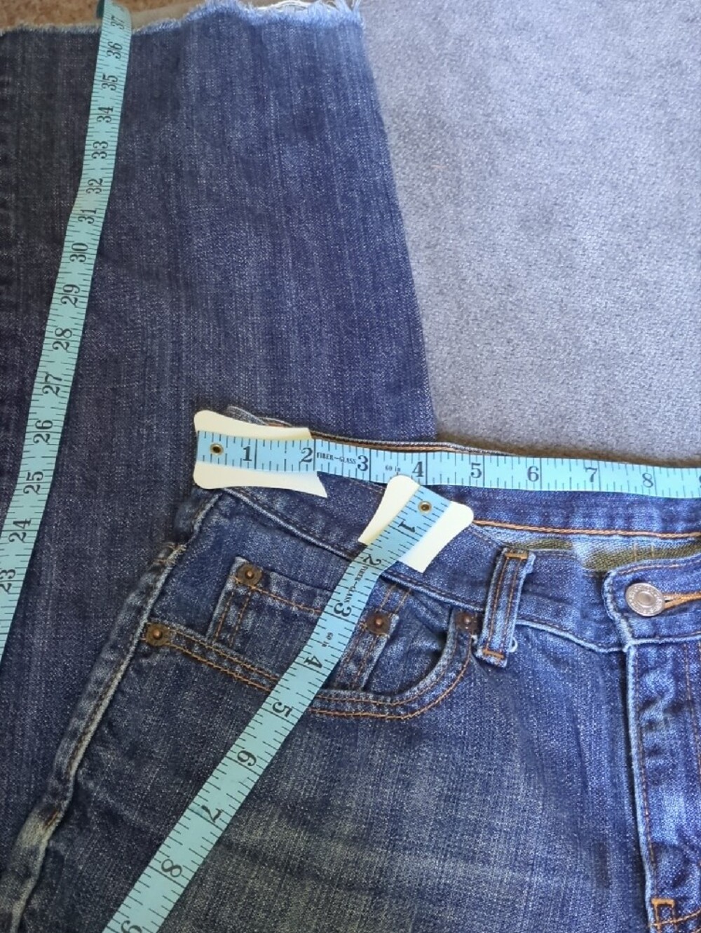 Levi's blue denim jeans - Picture 8 of 8